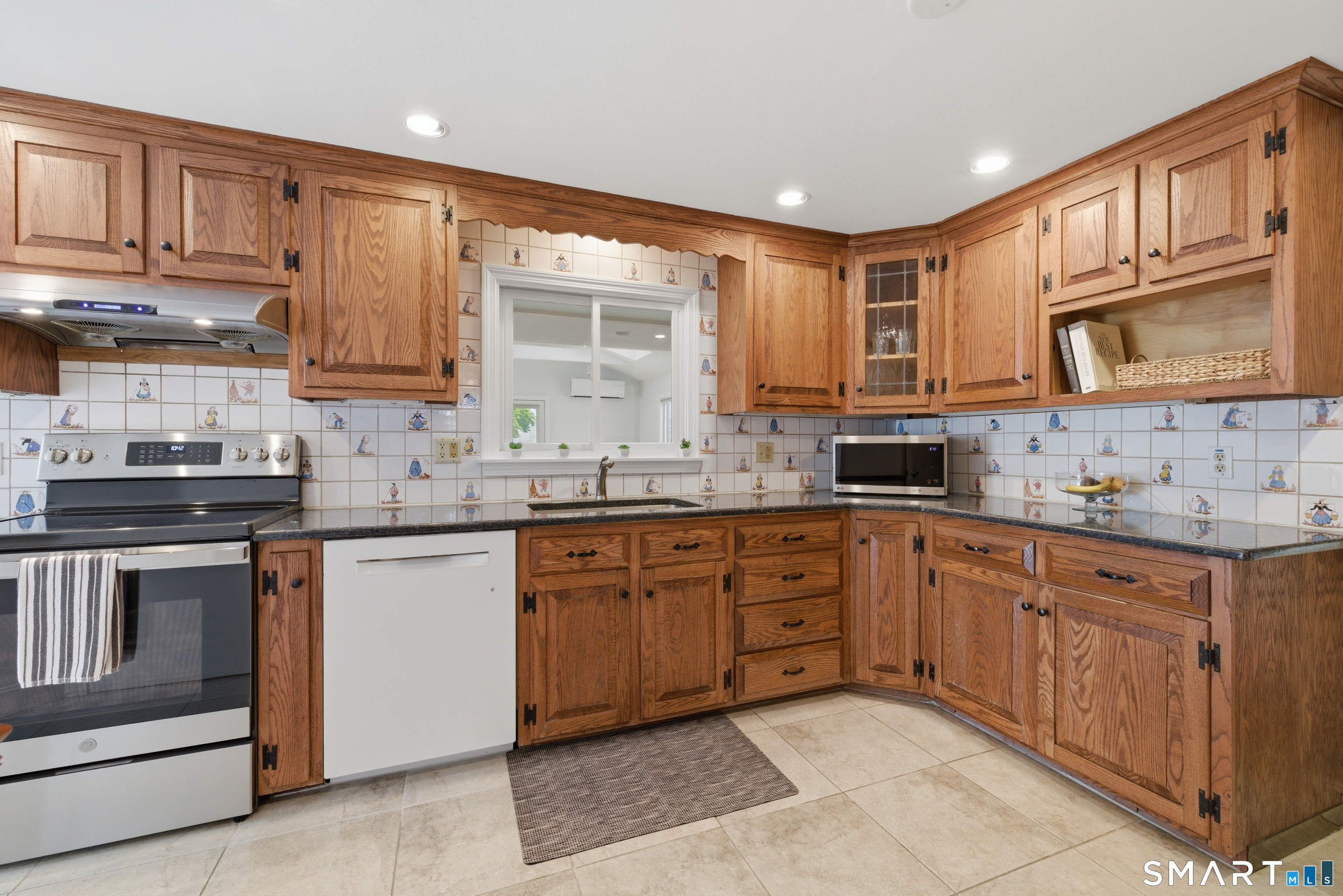 48 Brainard Road West Hartford CT 06117