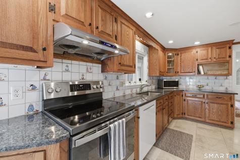 48 Brainard Road West Hartford CT 06117