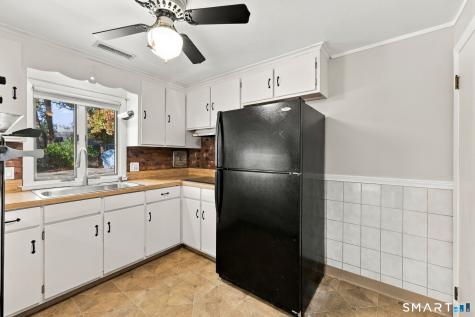 4 Douglas Drive Enfield CT 06082