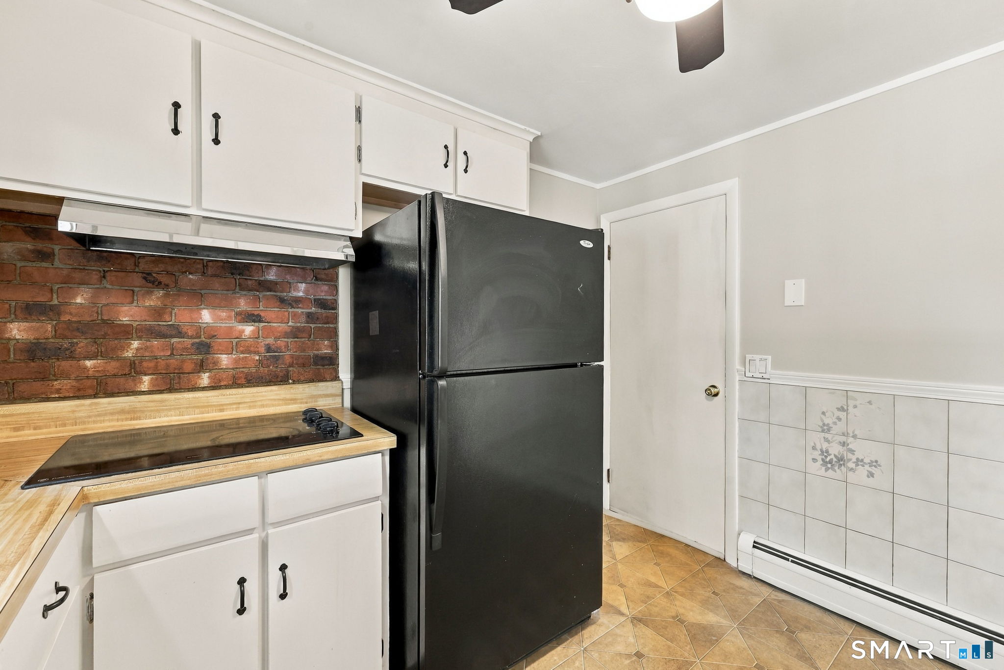 4 Douglas Drive Enfield CT 06082