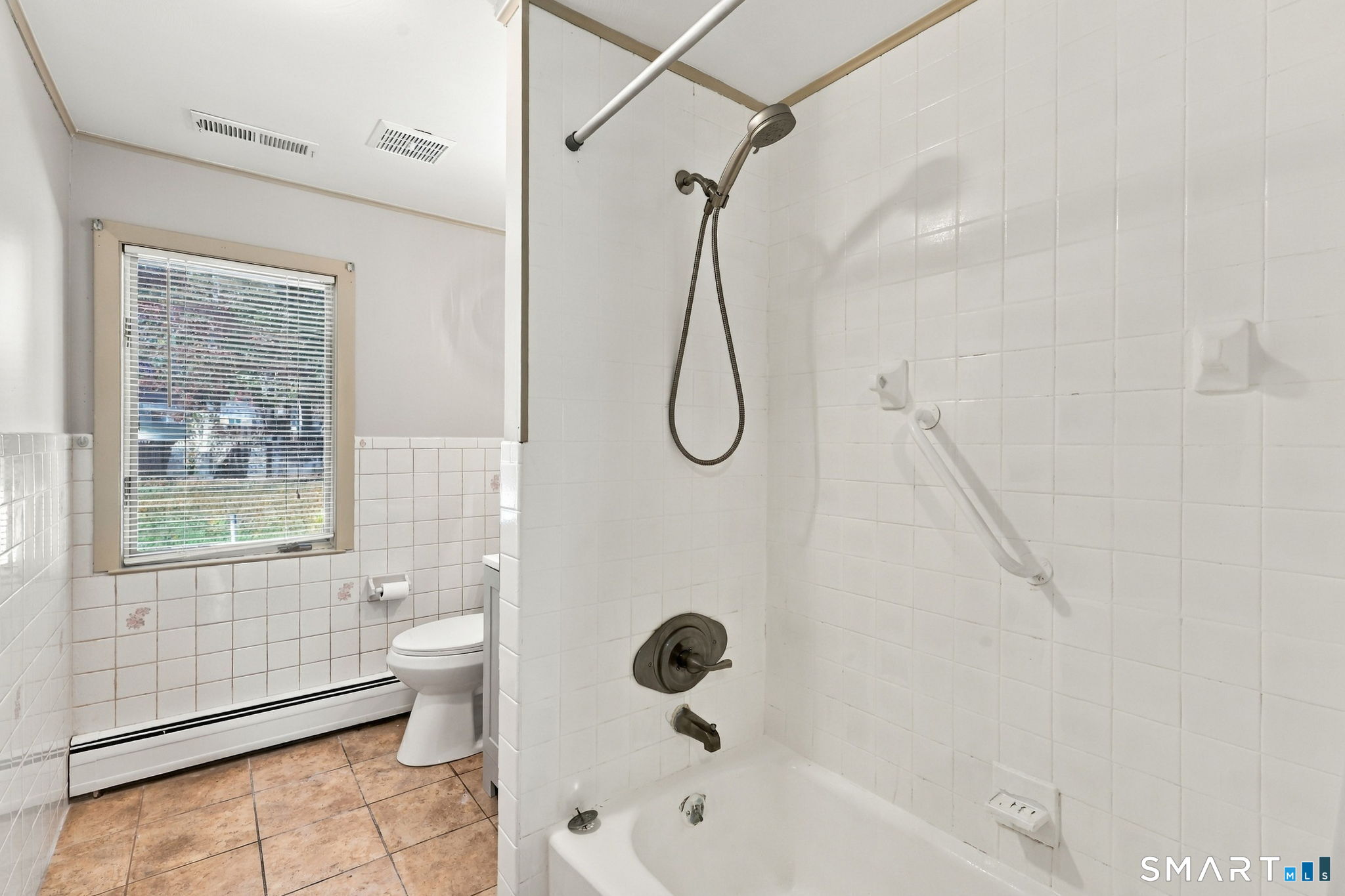 4 Douglas Drive Enfield CT 06082