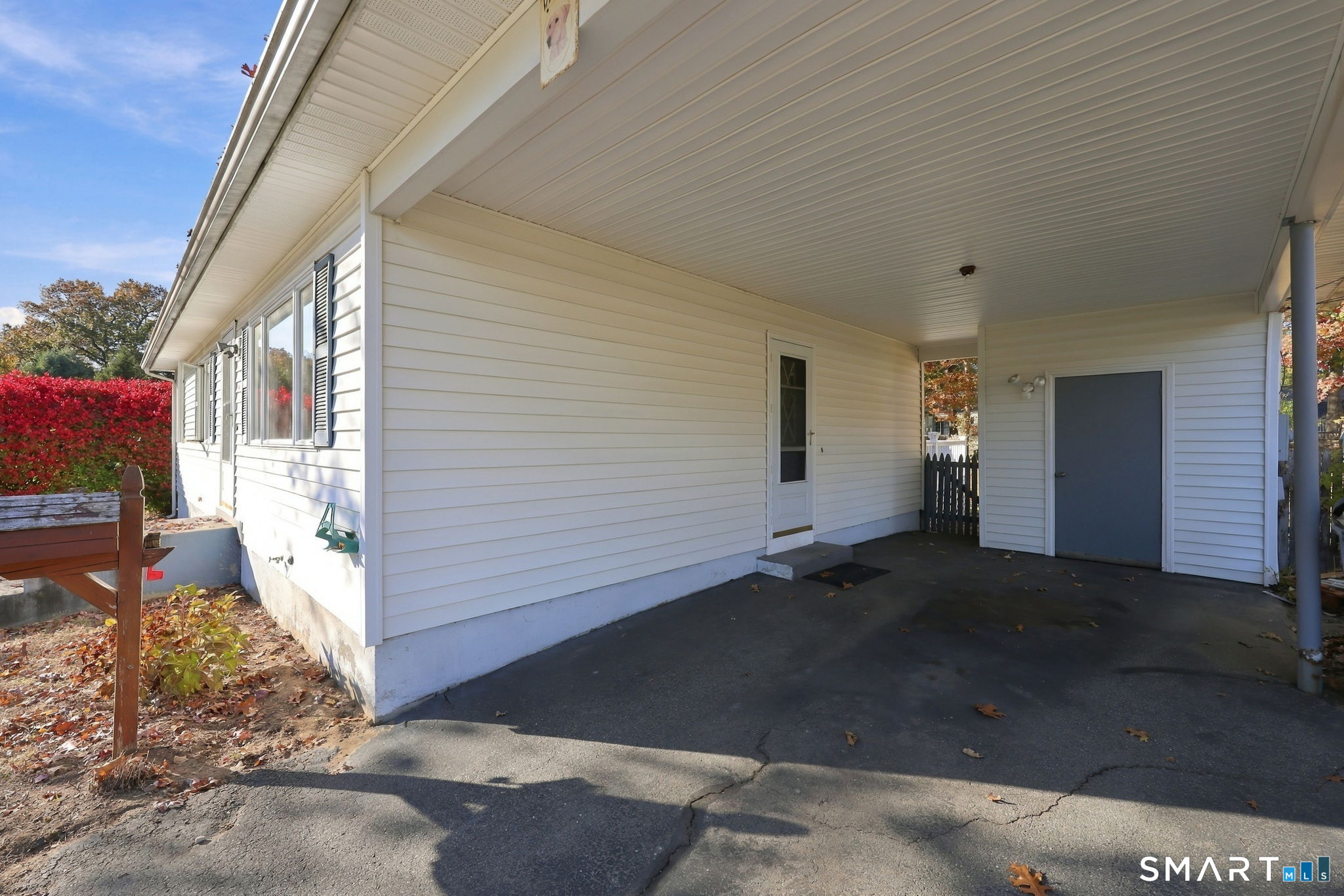 4 Douglas Drive Enfield CT 06082
