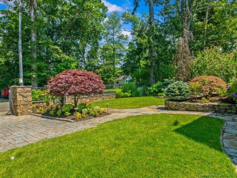 50 & 61 Grove Way Clinton CT 06413