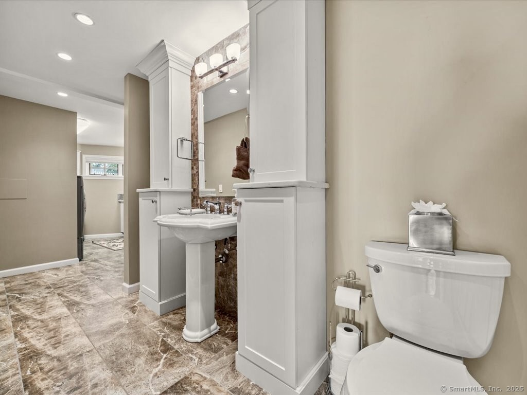 50 & 61 Grove Way Clinton CT 06413