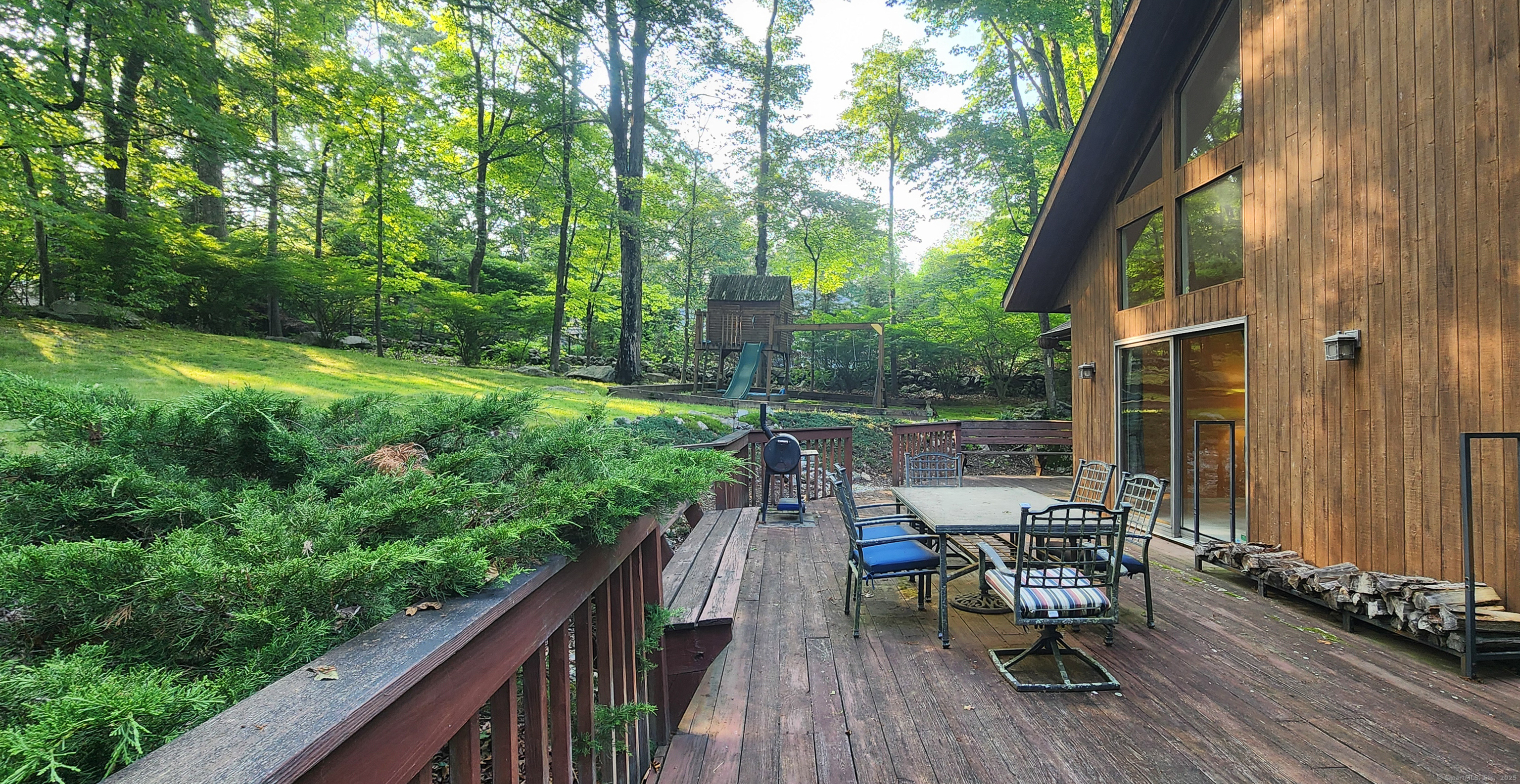 518 Woodbine Road Stamford CT 06903