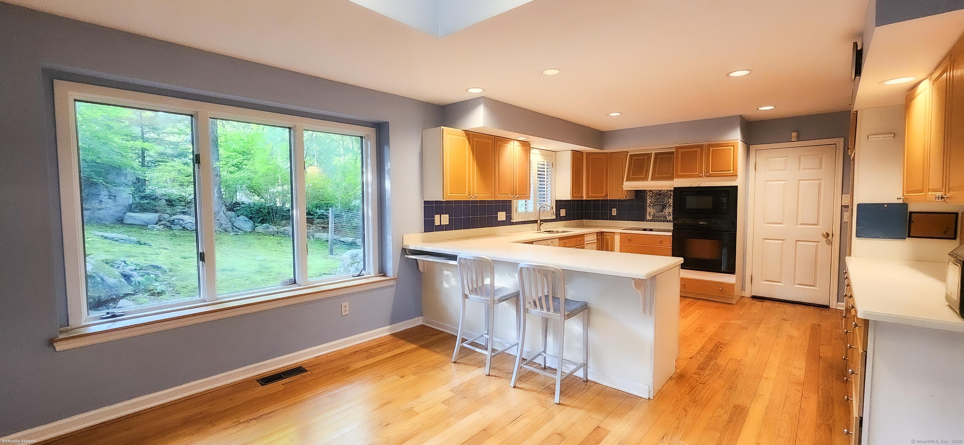 518 Woodbine Road Stamford CT 06903