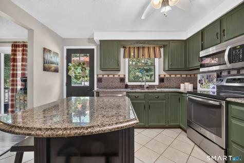 11 Wenzel Farm Road North Haven CT 06473