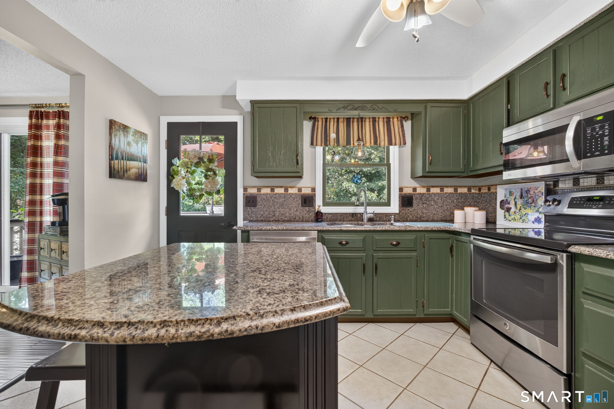11 Wenzel Farm Road North Haven CT 06473