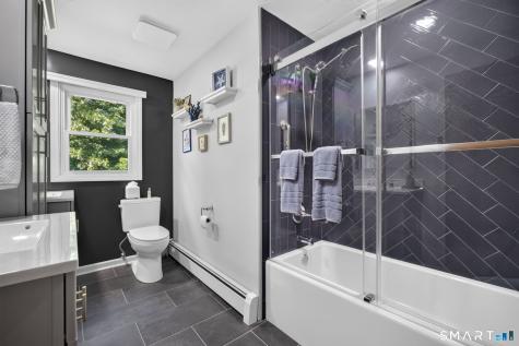 11 Wenzel Farm Road North Haven CT 06473