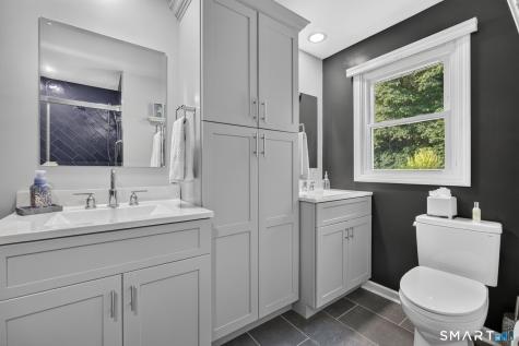 11 Wenzel Farm Road North Haven CT 06473