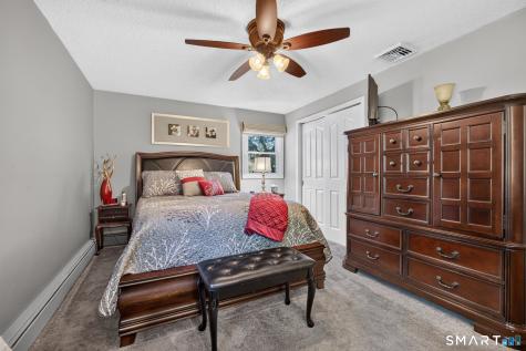 11 Wenzel Farm Road North Haven CT 06473