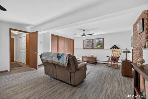 11 Wenzel Farm Road North Haven CT 06473