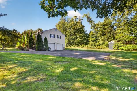 11 Wenzel Farm Road North Haven CT 06473
