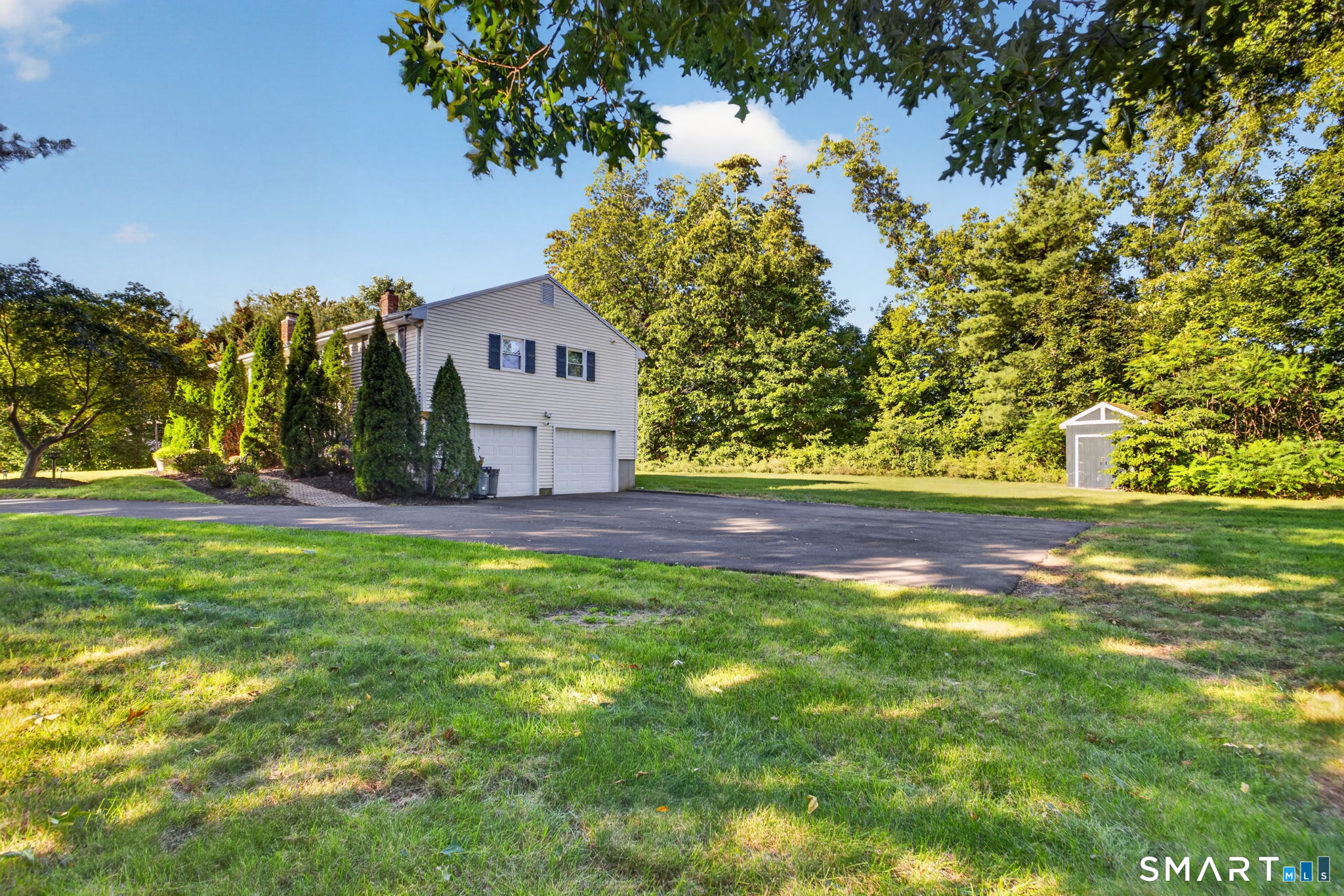 11 Wenzel Farm Road North Haven CT 06473
