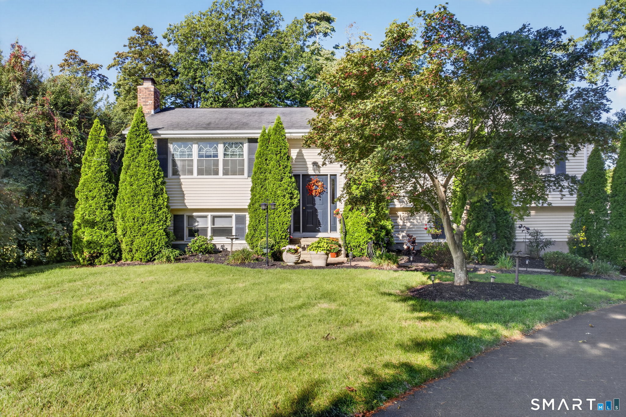 11 Wenzel Farm Road North Haven CT 06473