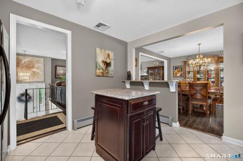 11 Wenzel Farm Road North Haven CT 06473