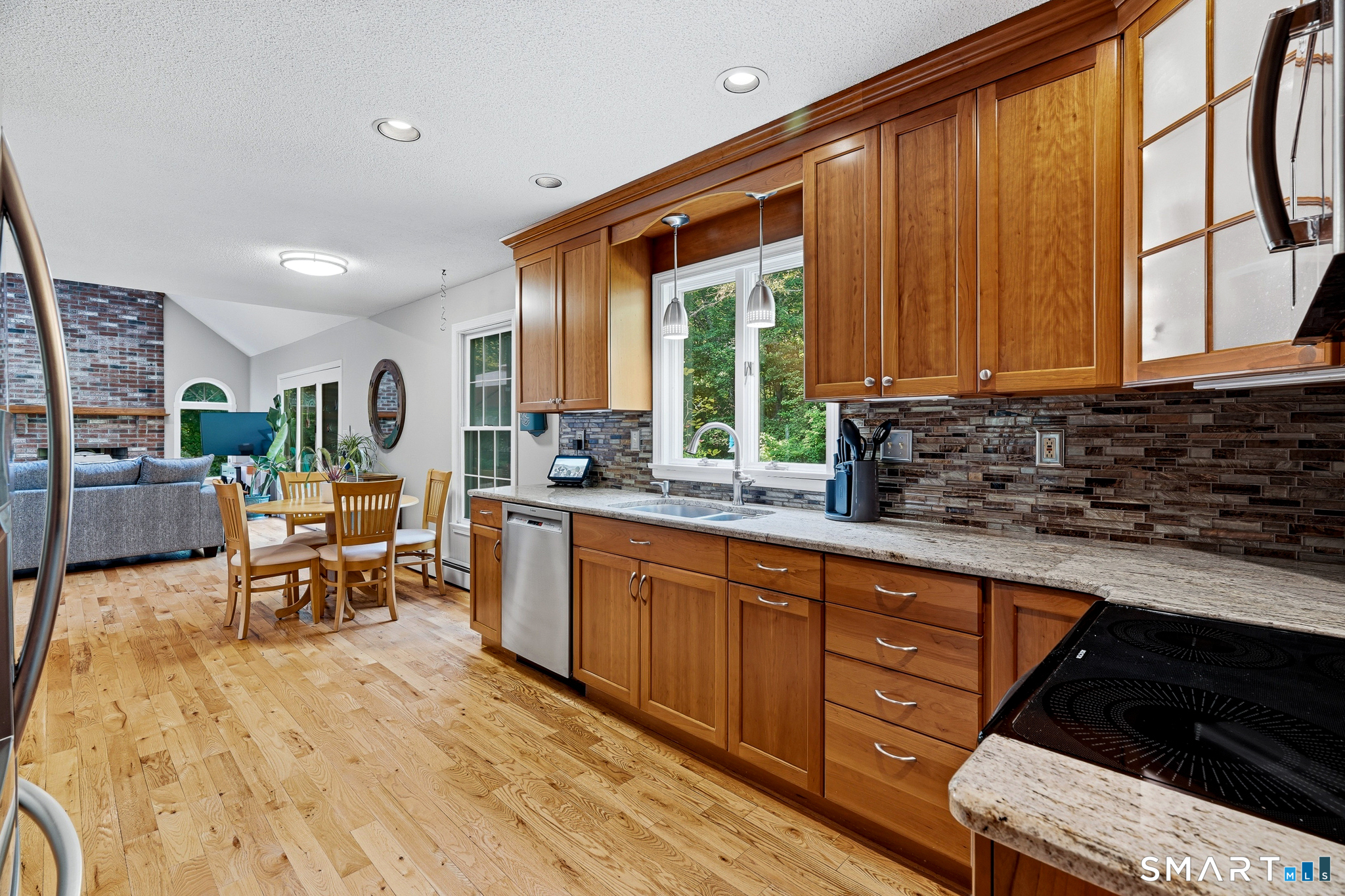 54 Heatherwood Drive Colchester CT 06415