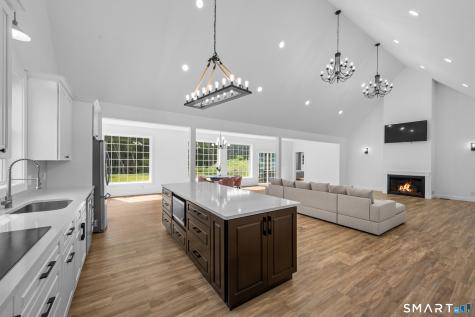 11-R Upper Kensington Drive East Lyme CT 06333