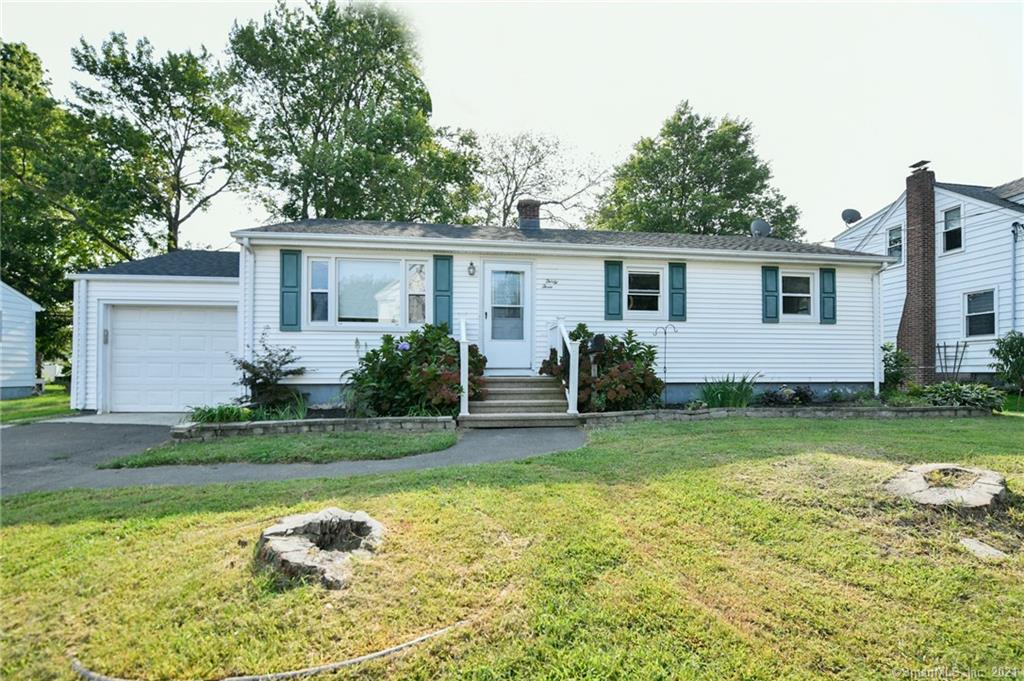 33 Massachusetts Avenue East Haven CT 06512