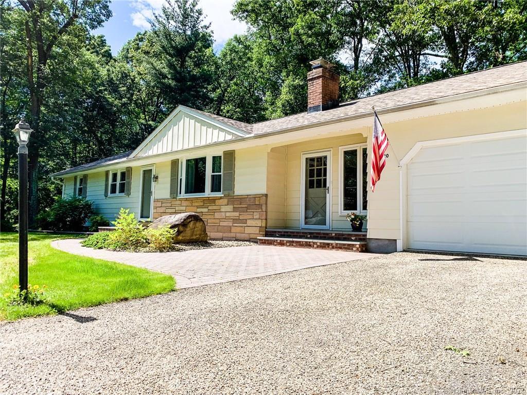 20 Sunnyridge Road Avon CT 06001