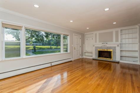 20 Karen Road Danbury CT 06811