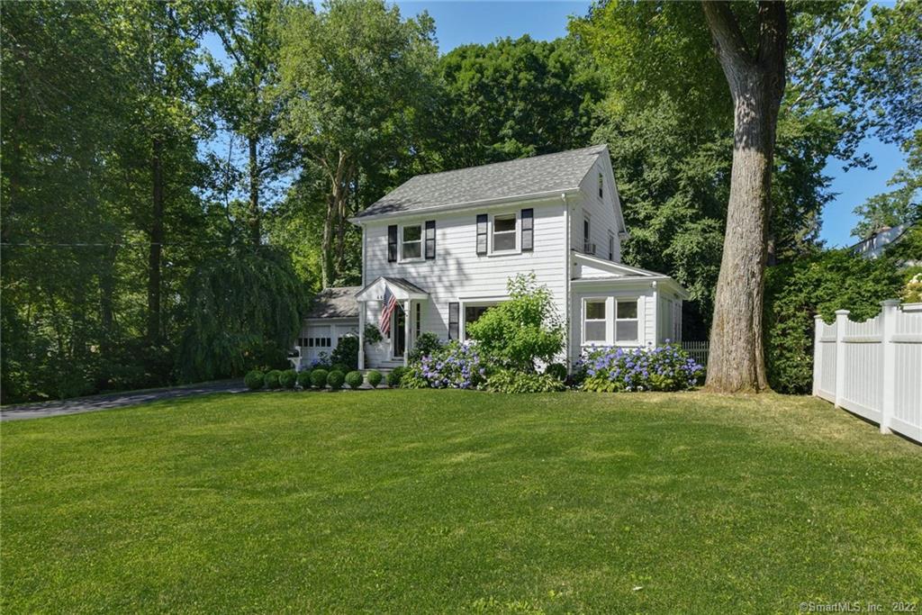 445 Holland Hill Road Fairfield CT 06824