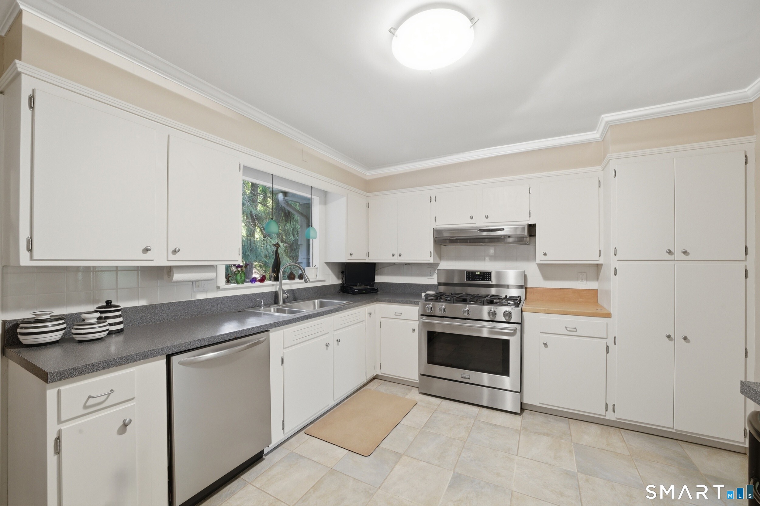 10 Joan Road Stamford CT 06905