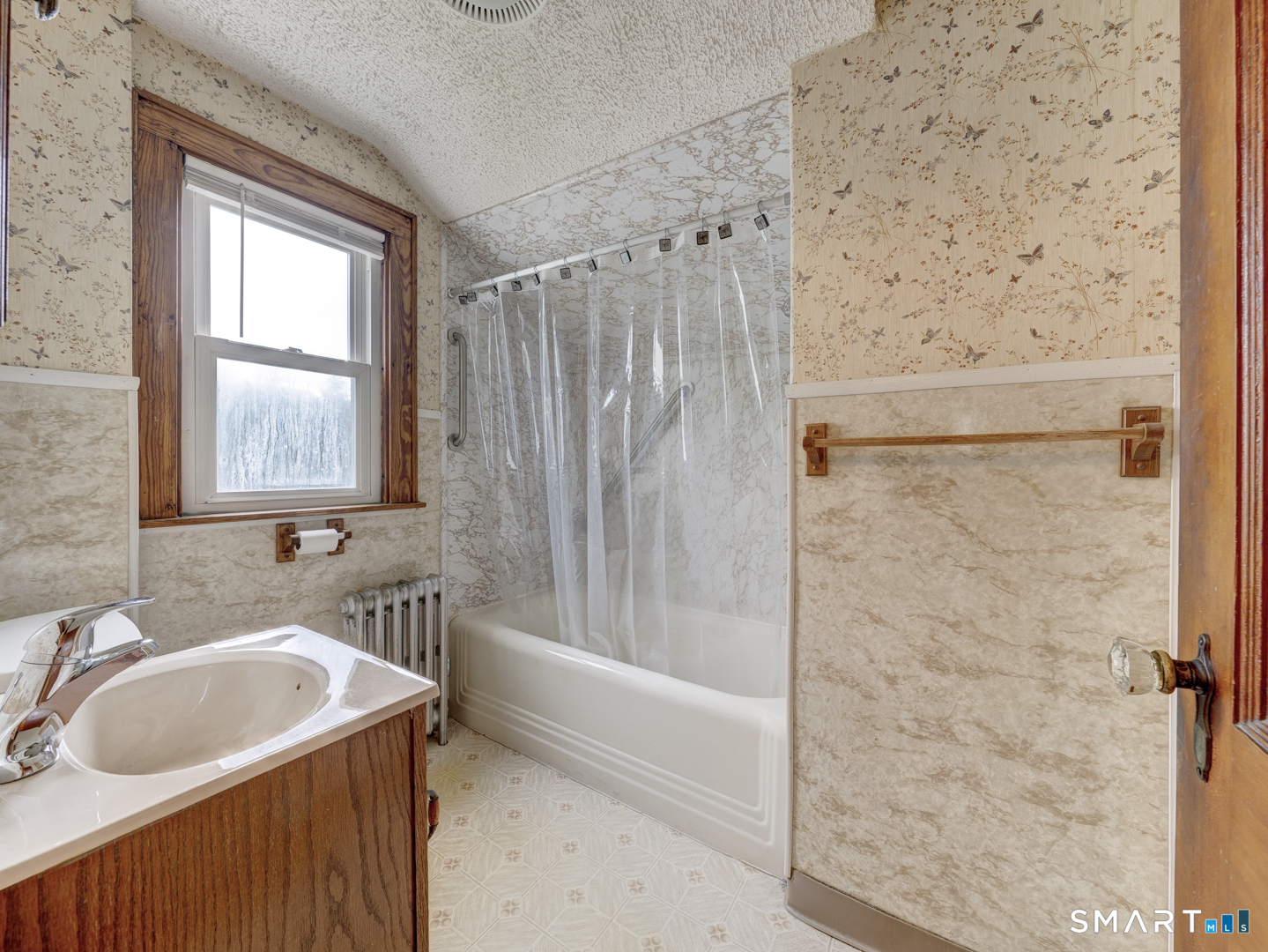 10 Dewey Avenue Plymouth CT 06786