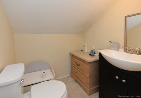 297 Manor Road Southbury CT 06488