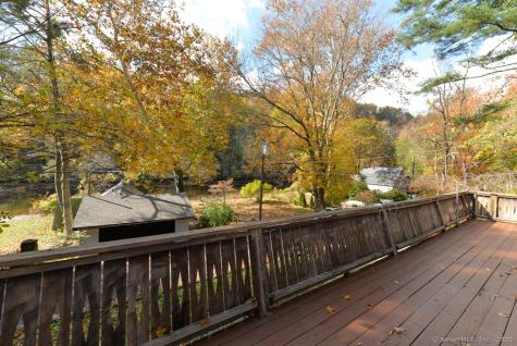 297 Manor Road Southbury CT 06488