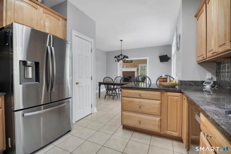 17 Carriage Lane Woodbury CT 06798