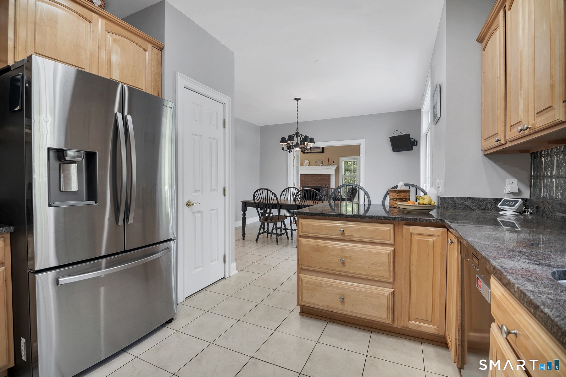17 Carriage Lane Woodbury CT 06798