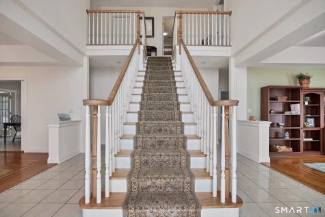 17 Carriage Lane Woodbury CT 06798