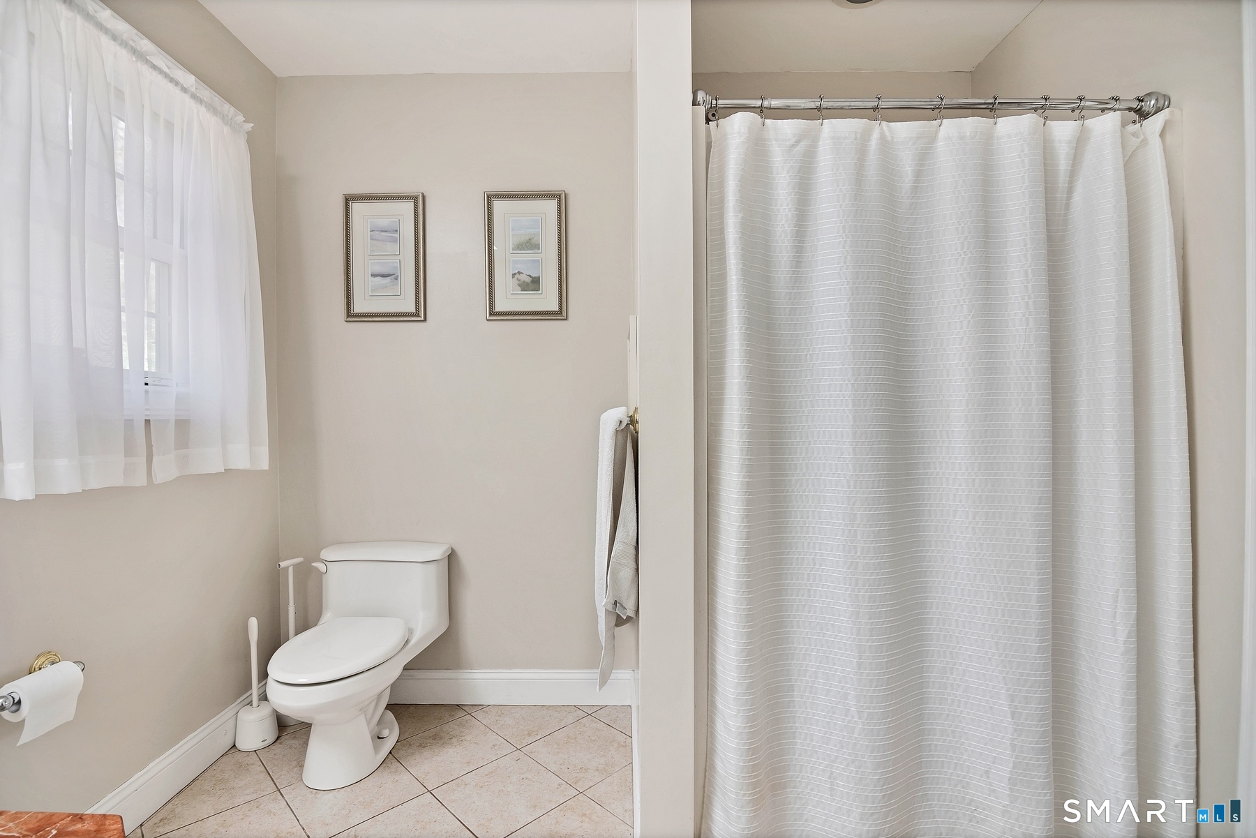 17 Carriage Lane Woodbury CT 06798