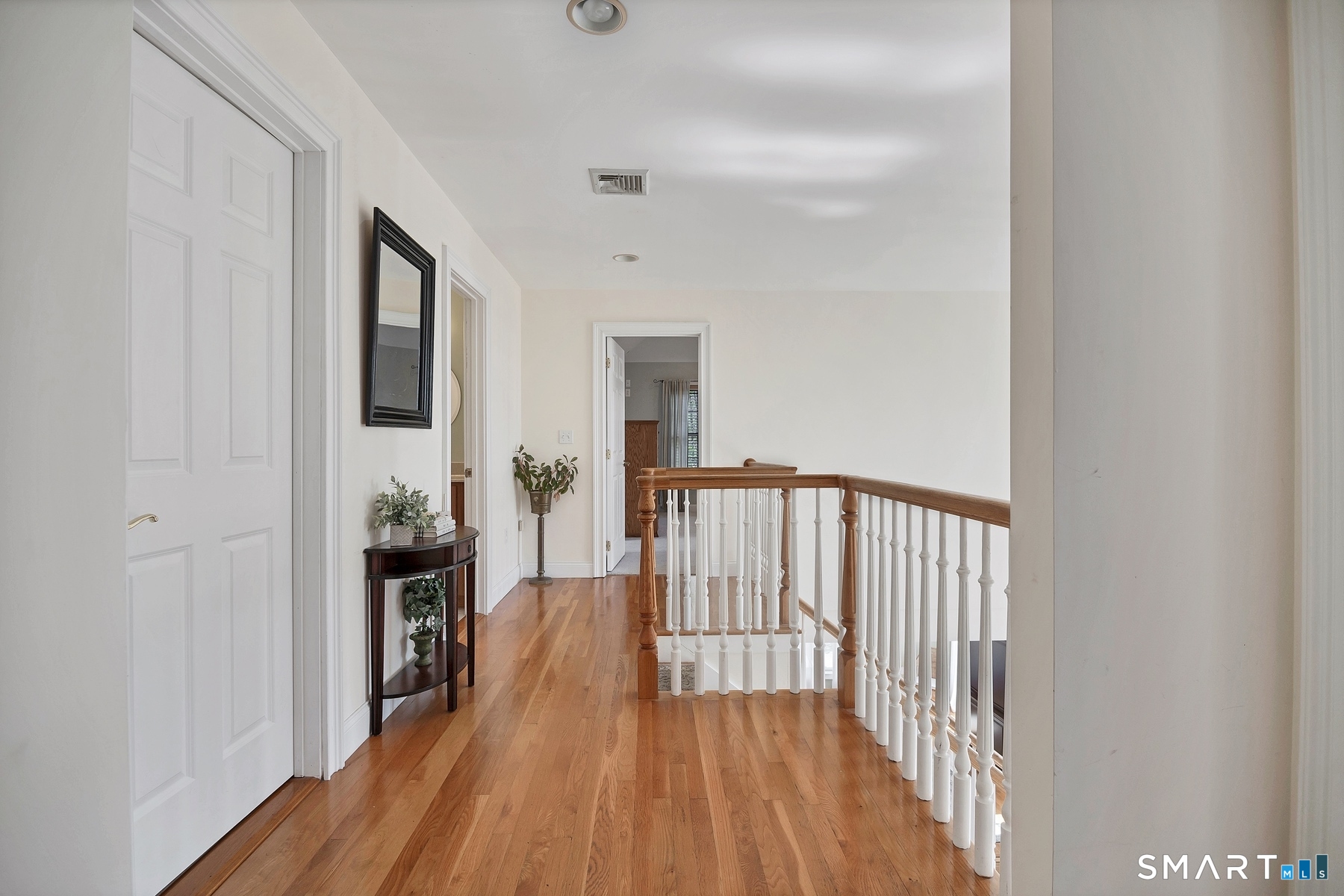 17 Carriage Lane Woodbury CT 06798