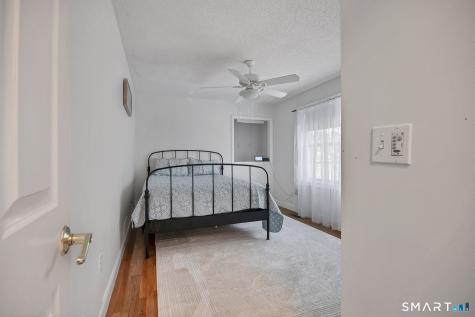 17 Carriage Lane Woodbury CT 06798