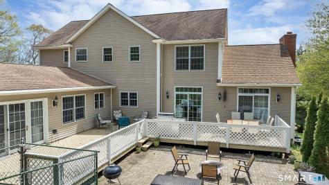17 Carriage Lane Woodbury CT 06798