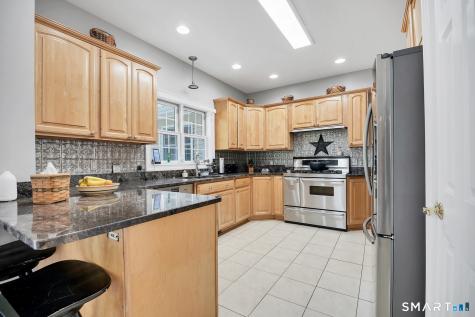 17 Carriage Lane Woodbury CT 06798