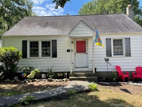 385 Pond Point Avenue Milford CT 06460