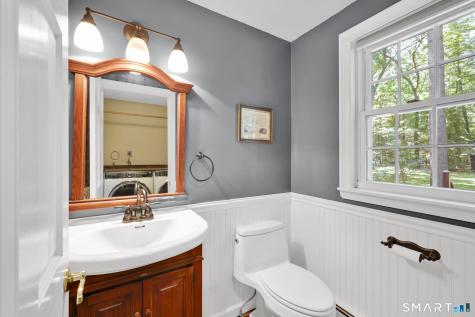 23 Berkshire Way Simsbury CT 06070