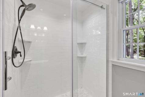 23 Berkshire Way Simsbury CT 06070