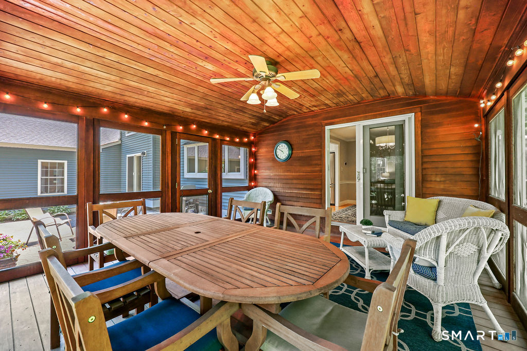 8 Ann Mar Lane Simsbury CT 06070
