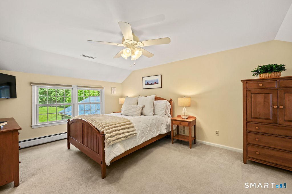 8 Ann Mar Lane Simsbury CT 06070