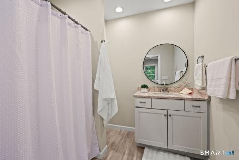 8 Ann Mar Lane Simsbury CT 06070
