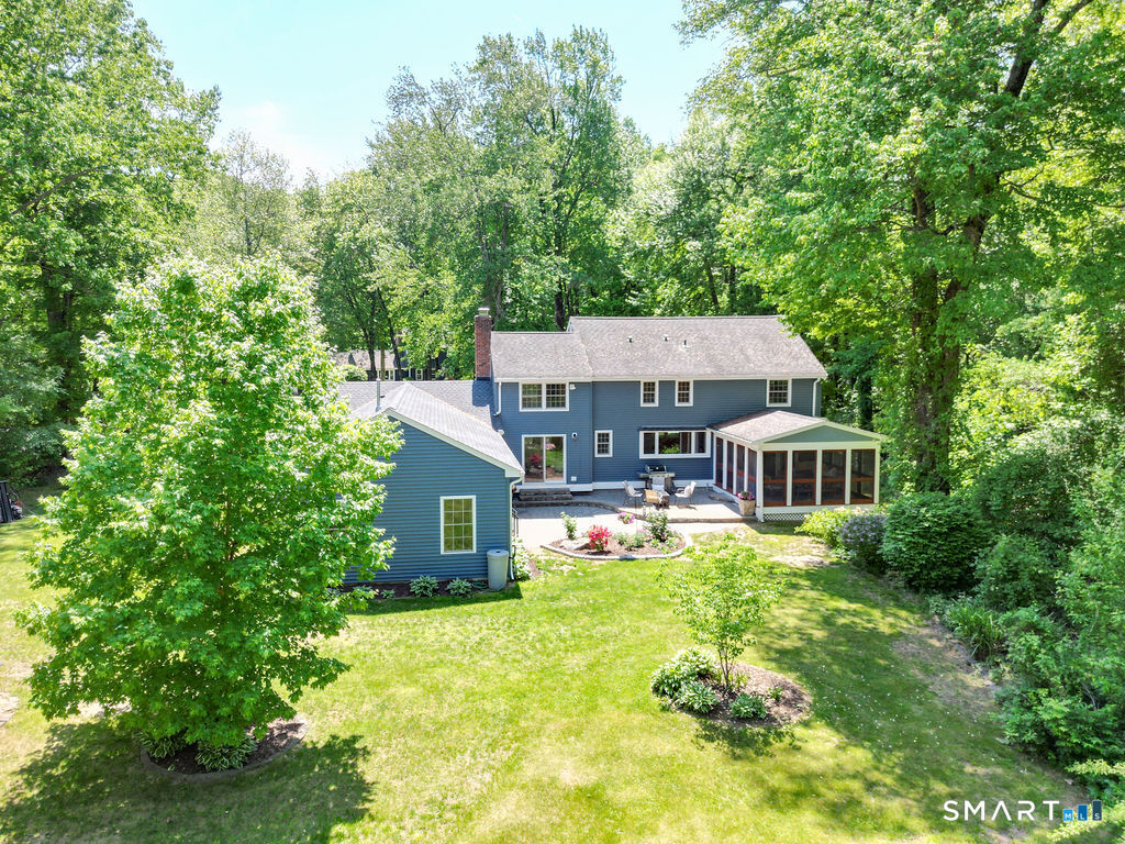 8 Ann Mar Lane Simsbury CT 06070