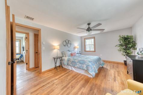 341 Main Street Middlefield CT 06481
