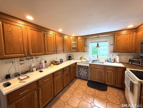 492 Circle Drive Torrington CT 06790