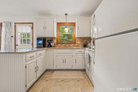 17 Edgewood Drive Wallingford CT 06492