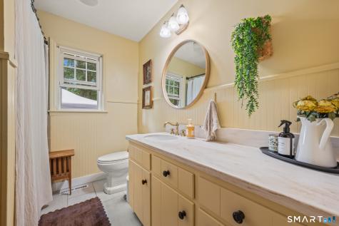 17 Edgewood Drive Wallingford CT 06492