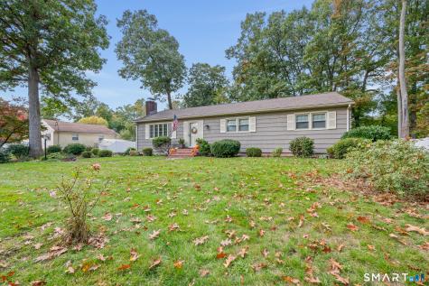 17 Edgewood Drive Wallingford CT 06492
